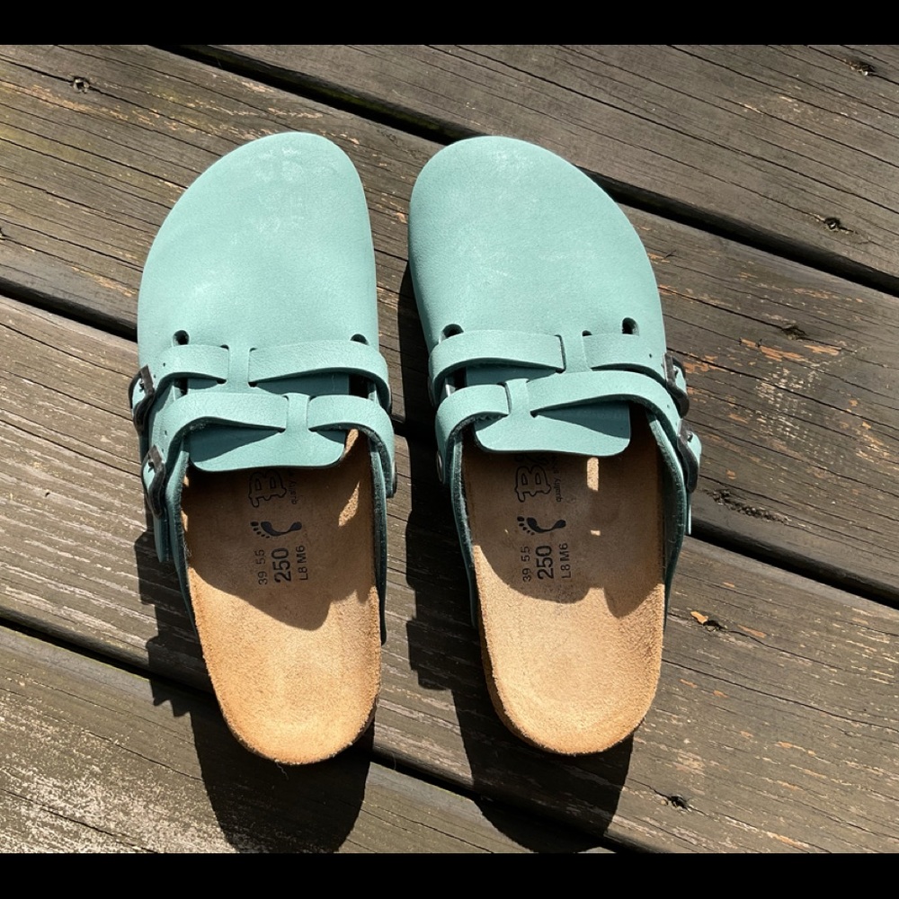 Turquoise Closed-Toe Birki’s, 39 medium/narrow